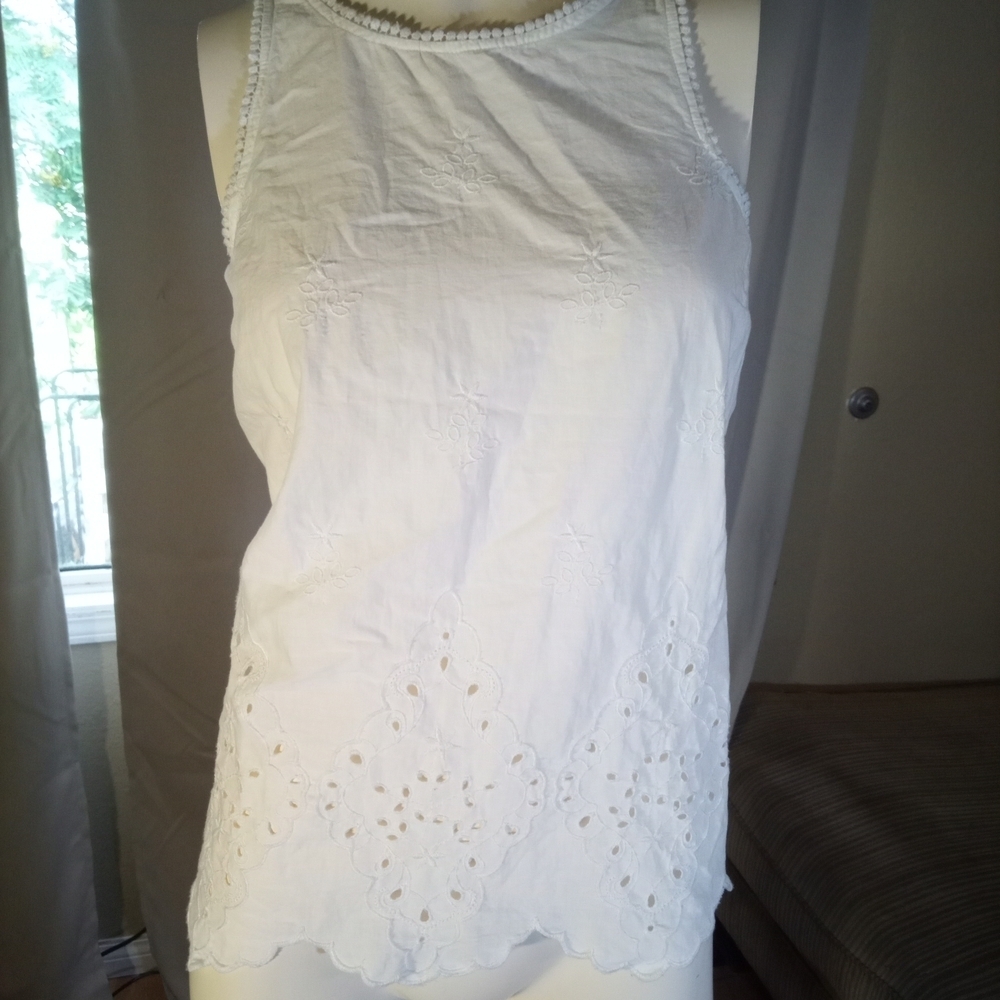 Old Navy Ivory Sleeveless Top